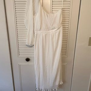 Lulus one shoulder white bridal dress